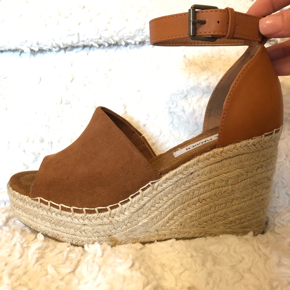 Steve Madden Jaylen wedge sandals
